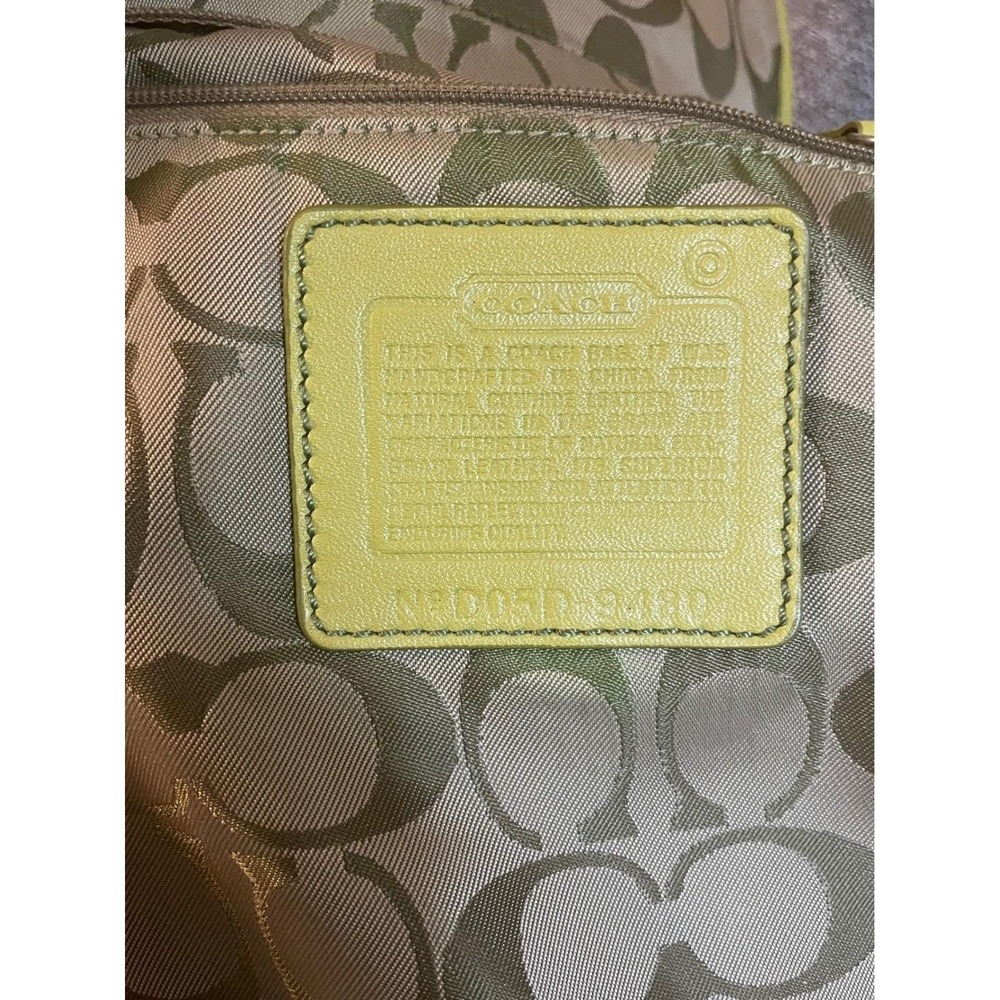 Vintage Coach Soho Shoulder Bag Pea Green 9480 Cowhide‎ Leather Y2K EUC - Picture 6 of 10